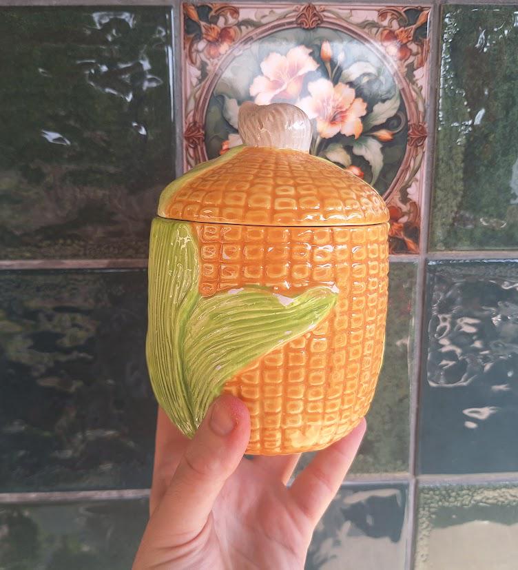 Vintage Ceramic Corn Cob Canisters Set of 2, Lidded Sweetcorn Kitchen Storage Jars, Retro Farmhouse Vegetable Decor