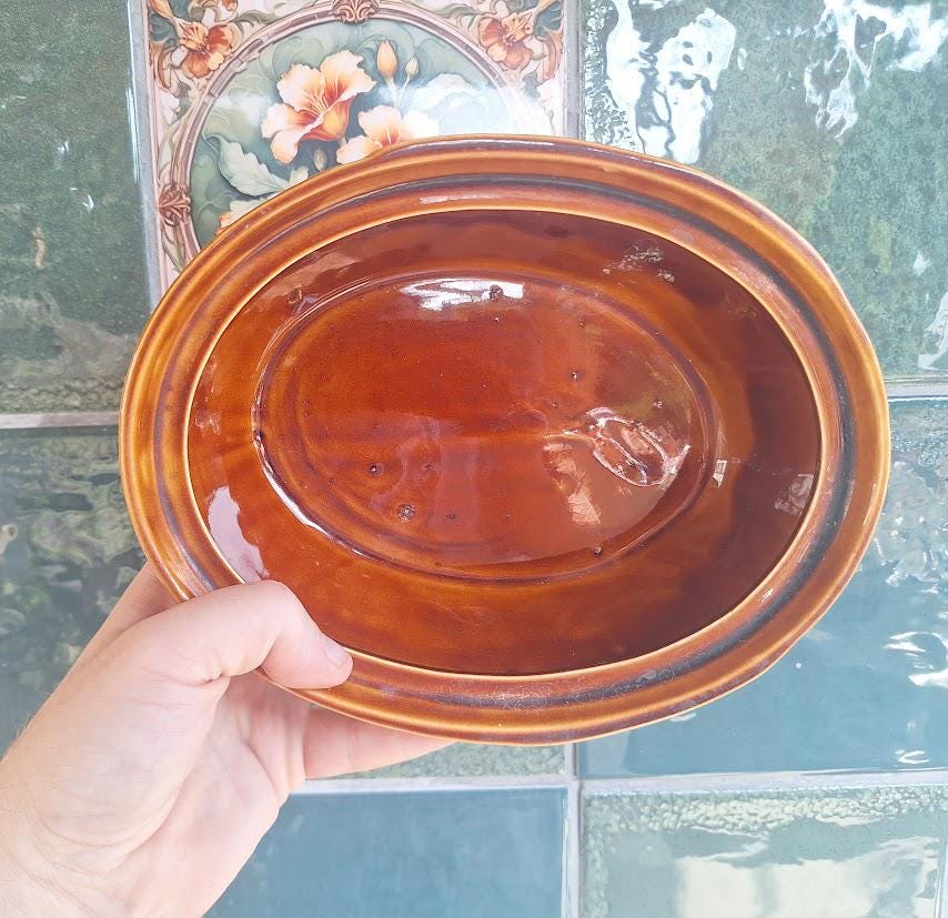 Vintage Brown Ceramic Hen on Nest Covered Dish, Large Chicken Egg Storage Bowl, Glazed Farmhouse Kitchen Tureen and Country Décor