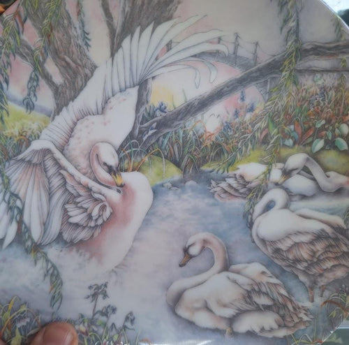 Grande København Den Smukkeste af Dem Alle Collector Plate 1987, Karen Jean Bornholt Ugly Duckling Danish Porcelain Boxed