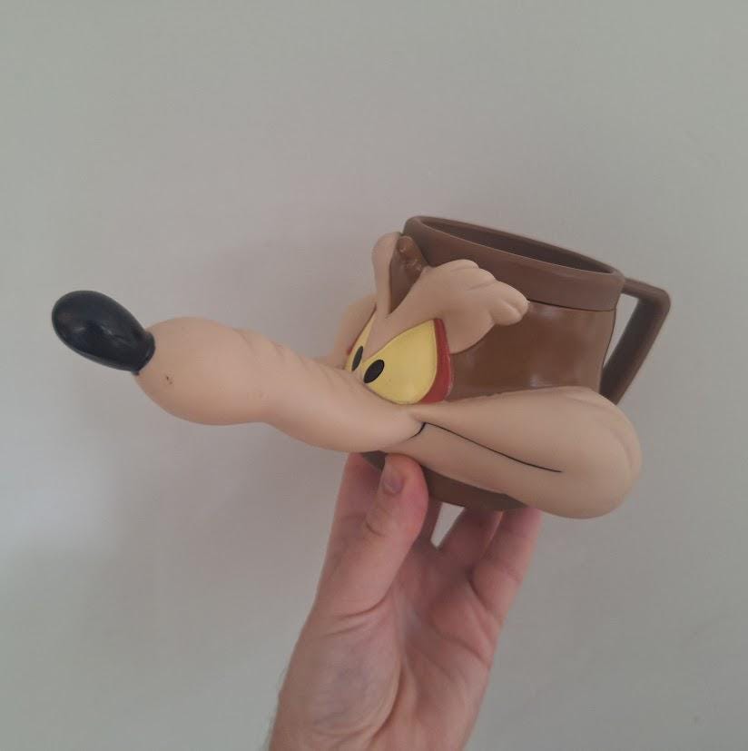Vintage 1993 Wile E Coyote 3D Plastic Mug, Warner Bros Looney Tunes Long Nose Character Cup, Retro Cartoon Collectable Desk Decor