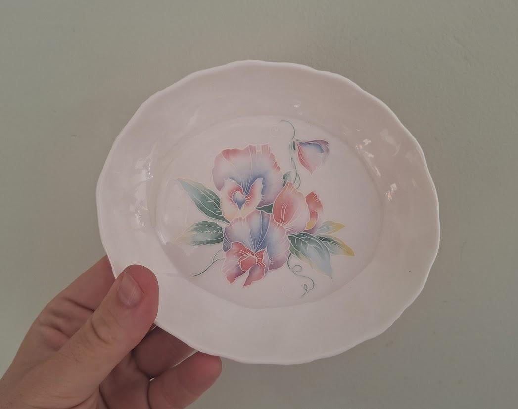 Vintage Aynsley Little Sweetheart Fruit Bowl Fine Bone China Made in England Floral Serving Bowl Trinket Dish