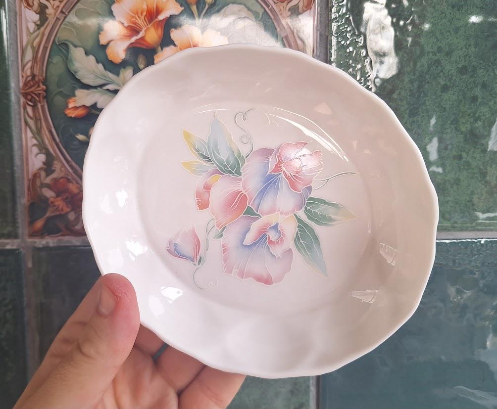 Vintage Aynsley Little Sweetheart Fruit Bowl Fine Bone China Made in England Floral Serving Bowl Trinket Dish