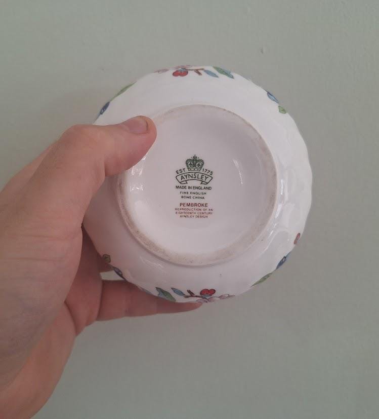 Aynsley Pembroke Trinket Box Fine Bone China Lidded Jewellery Box Bird Floral England Vintage Gift