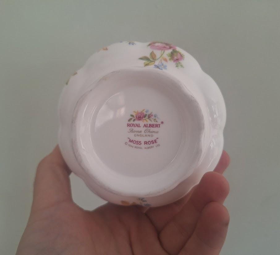 Royal Albert Moss Rose Open Sugar Bowl Bone China England Vintage Pink Roses Floral Gold Trim Cottagecore