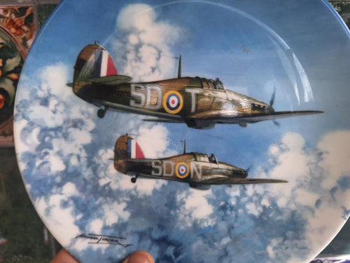 Coalport Collector Plate: Michael Turner Aviation Art, RAF Hurricane Flight (1990)