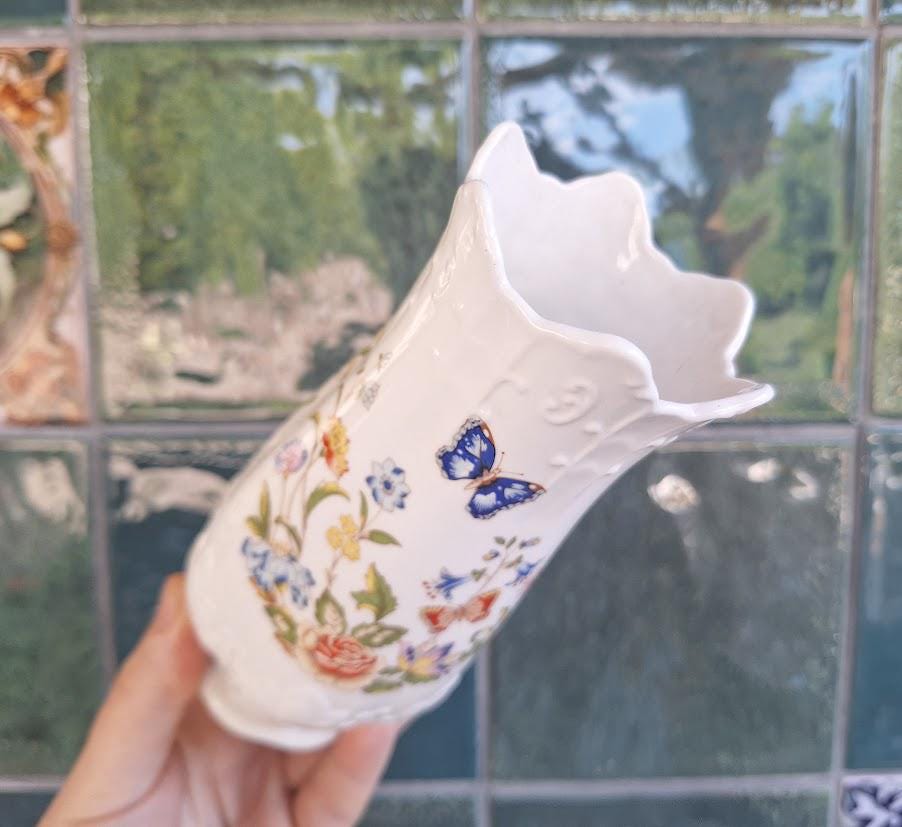 Aynsley Cottage Garden Footed Vase: Embossed Fine Bone China Floral Butterfly (Approx 6 Inch)