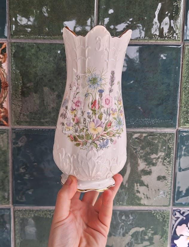 Vintage Aynsley Wild Tudor Large Vase, Fine Bone China Wildflower Floral Gold Trim