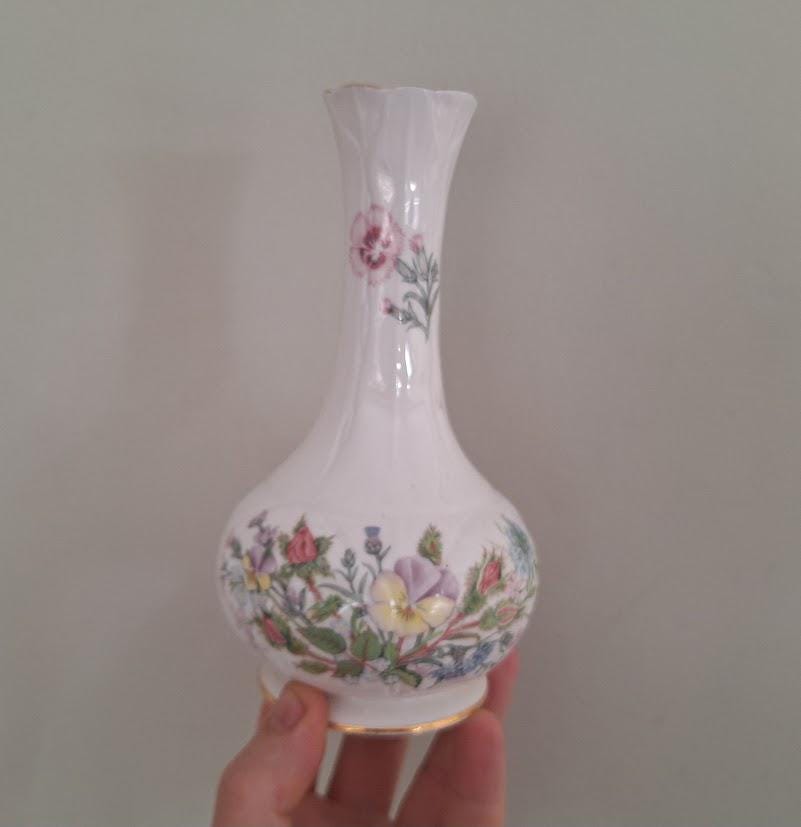 Vintage Aynsley Wild Tudor Bud Vase, Fine Bone China, Gourd Shape, Gold Trim