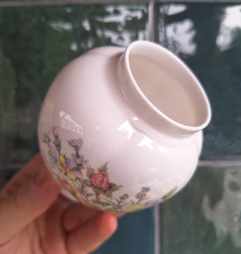 Vintage Aynsley Wild Tudor Small Ginger Jar 5.5in, Lidded Fine Bone China Floral Spice Storage Pot, Gold Trim, Made in England