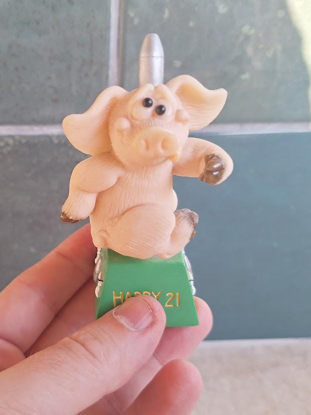 Vintage Piggin Happy 21 Figurine 2000 David Corbridge Piggin Celebrations Resin Pig 21st Birthday Gift Collectable Ornament No Box