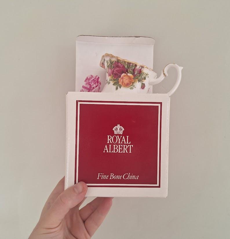 Royal Albert Old Country Roses Vintage Large Cream Milk Jug Boxed English Fine Bone China