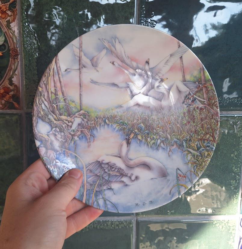 Vintage Grande København Svanesommer Swan Collector Plate, Karen Jean Bornholt Danish Porcelain with Original Box and Certificate