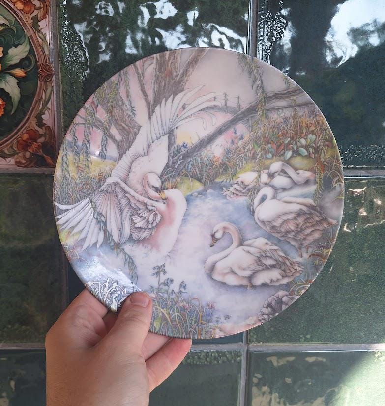 Grande København Den Smukkeste af Dem Alle Collector Plate 1987, Karen Jean Bornholt Ugly Duckling Danish Porcelain Boxed