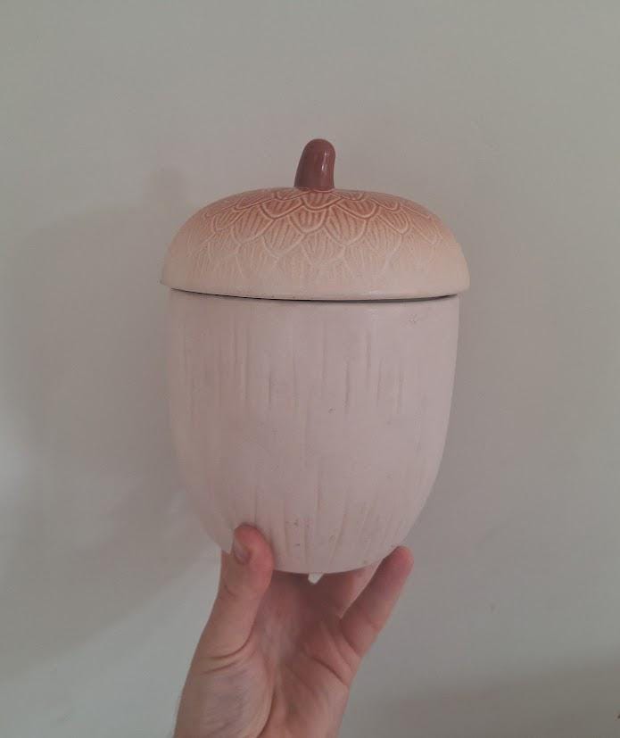 Crofton Acorn Storage Jar with Lid, Ceramic Autumn Kitchen Canister, Woodland Acorn Cookie Jar, Rustic Farmhouse Kitchen Decor