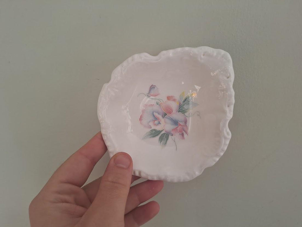 Vintage Aynsley Little Sweetheart Bon Bon Dish Fine Bone China Made in England Trinket Dish Floral Candy Bowl Gift