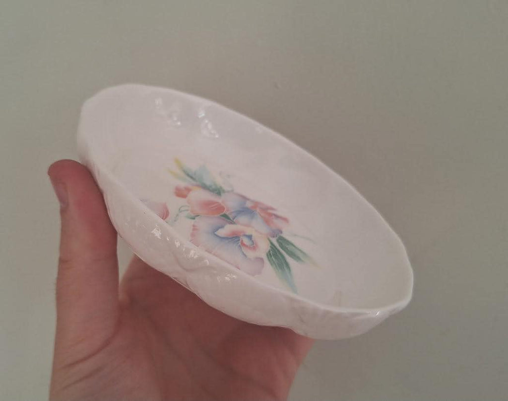 Vintage Aynsley Little Sweetheart Fruit Bowl Fine Bone China Made in England Floral Serving Bowl Trinket Dish