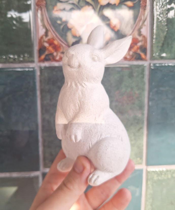 Set of 3 White Rabbit Ornaments Stone Effect Bunny Figurines Rustic Easter Spring Garden Cottage Decor