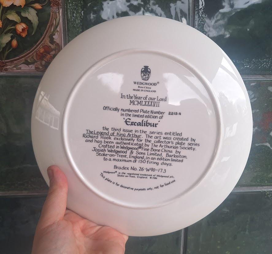 Wedgwood Excalibur Collector Plate 1987 Richard Hook Bone China King Arthur Limited Edition