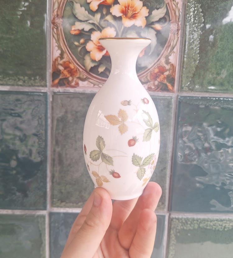 Vintage Wedgwood Wild Strawberry Miniature Bud Vase Bone China England Small Floral Posy Vase Gift